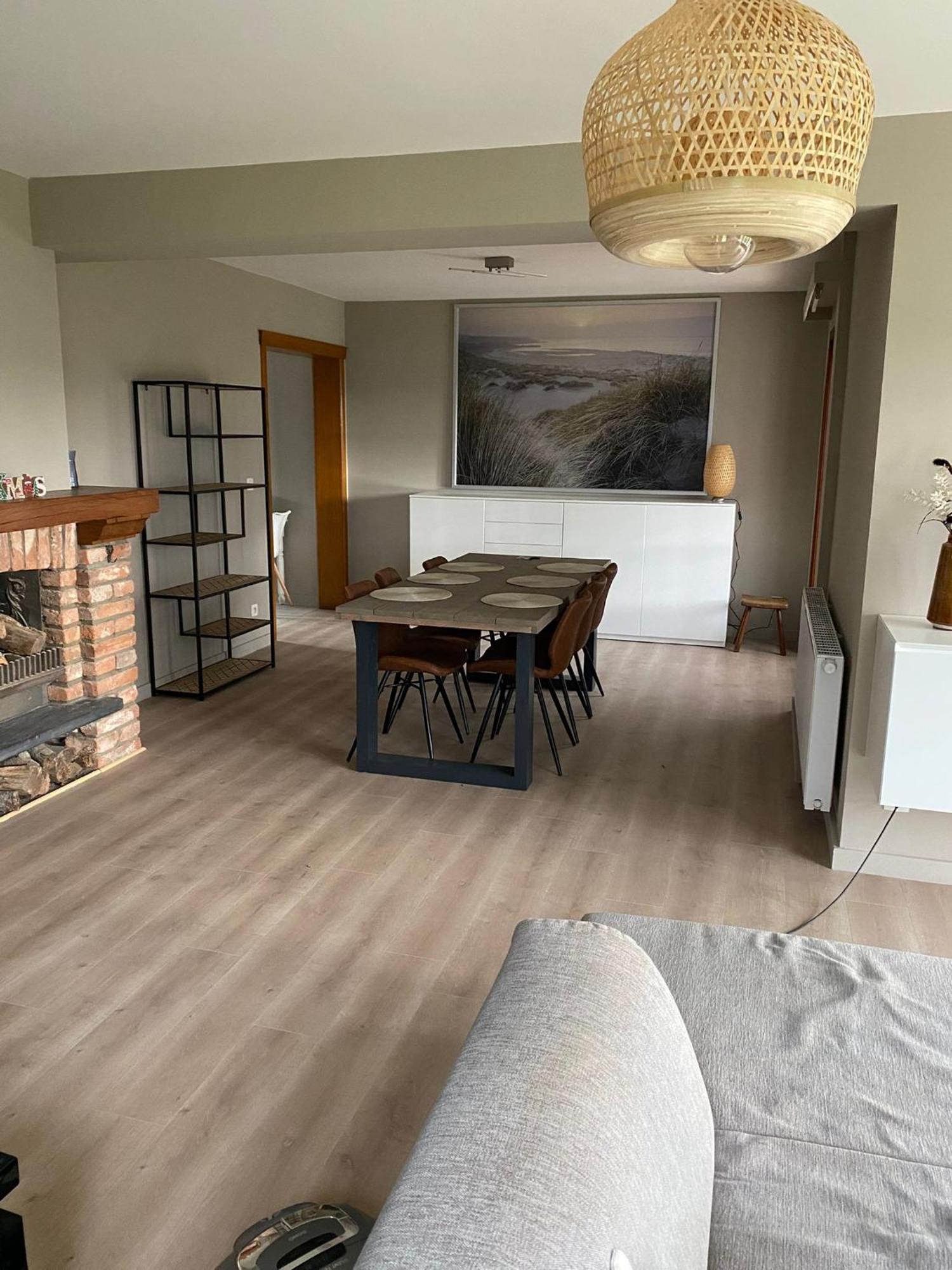 Vakantiehuis Domein 15 Nieuwmunster, 4-bedroom House For Up To 6 People, Between Wenduine, 1 Km, And De Haan, 2 Km, 500 Meters From The Beach,15 Min From Bruges, Ostend And Knokke, Fenced Garden